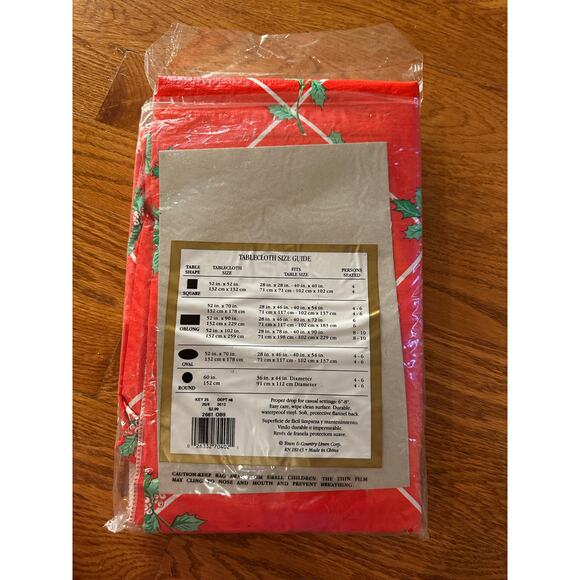 Town and Country Linen Christmas Flannel back tablecloth 52x90 oblong Vintage - Picture 3 of 3